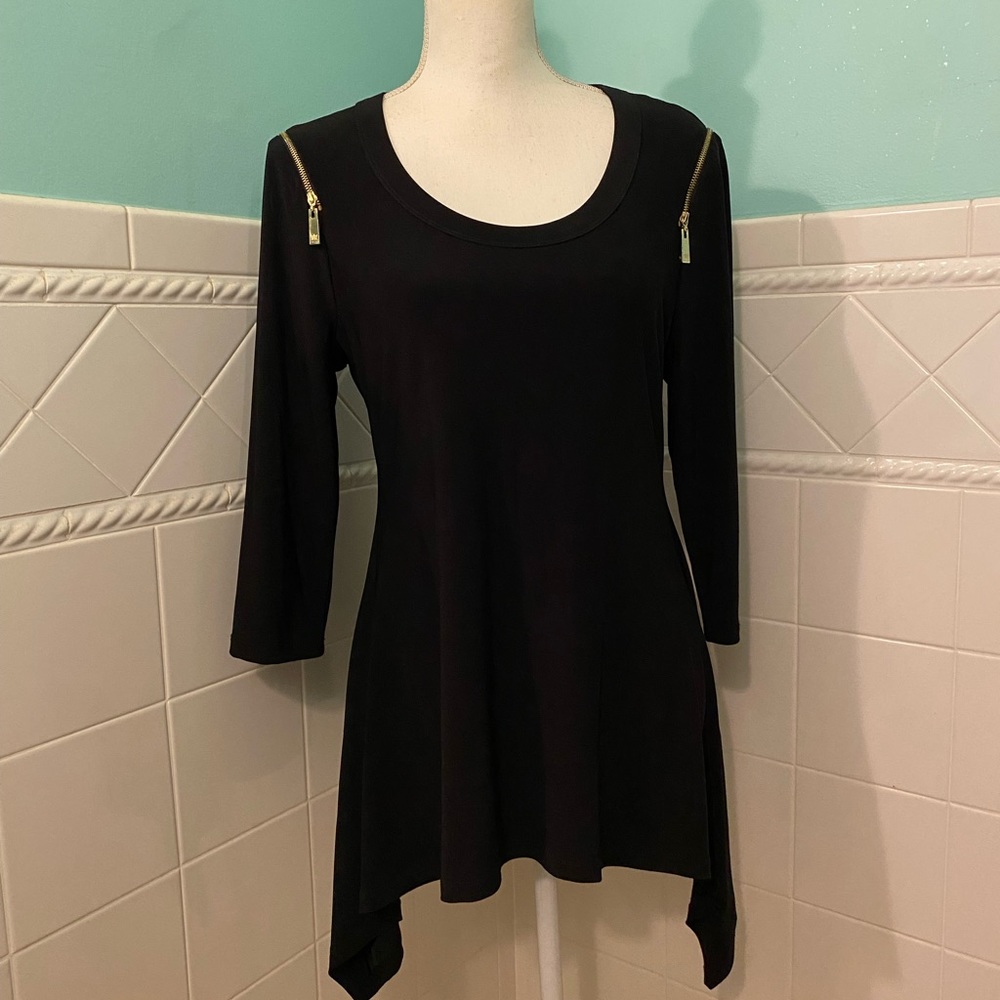 Black and gold tunic